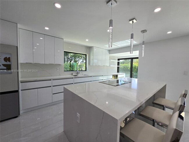 Building Photo - 6711 SW 127th Pl