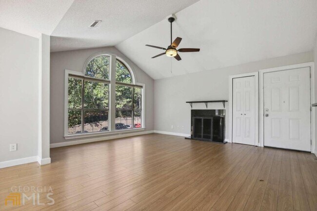Building Photo - 1007 Sandy Ln Dr