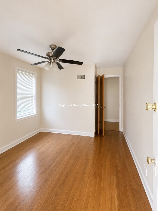 Building Photo - 8242 Kilpatrick Ave