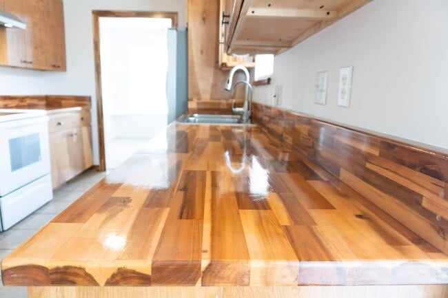 Building Photo - Three Bedroom Home Available NOW near 331 Bridge! With Solar!! Basic internet included as well!