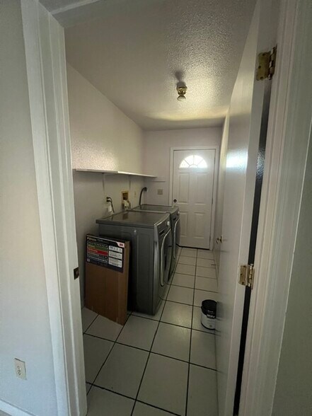 Building Photo - 8461 San Juan Ave