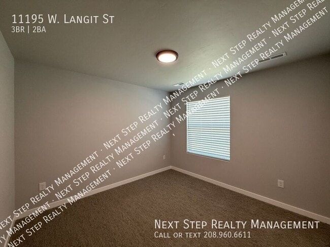 Building Photo - 11195 W Langit St