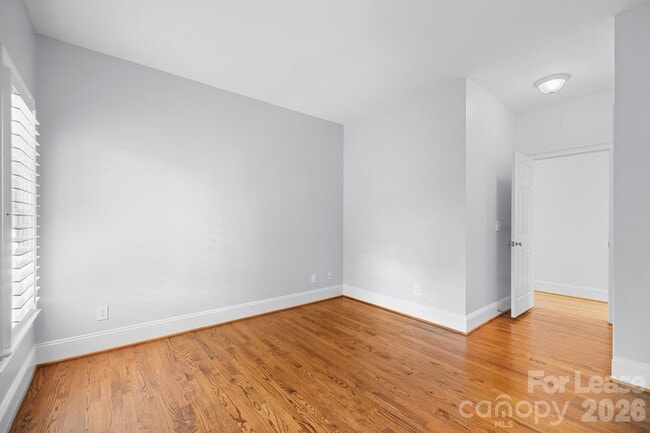 Building Photo - 9205 Woodriver Ln