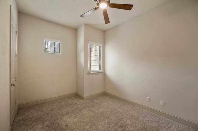 Building Photo - 2816 Leeland St