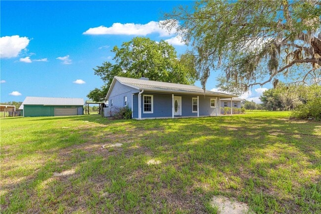 Building Photo - 3/2 Farm Home on 18.25 acres