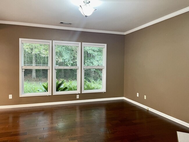 Building Photo - 2673 Winslow Ridge Dr NE