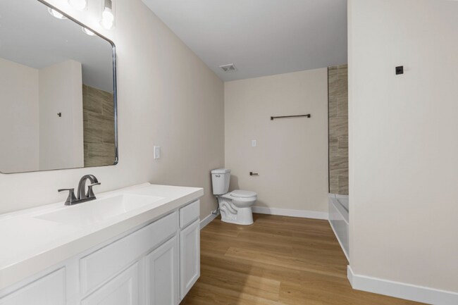 Building Photo - 11256 Tea Olive Dr