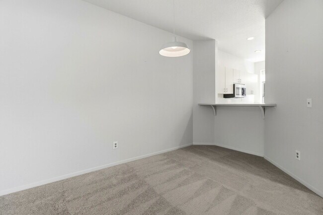Building Photo - 101 Shorebird Cir