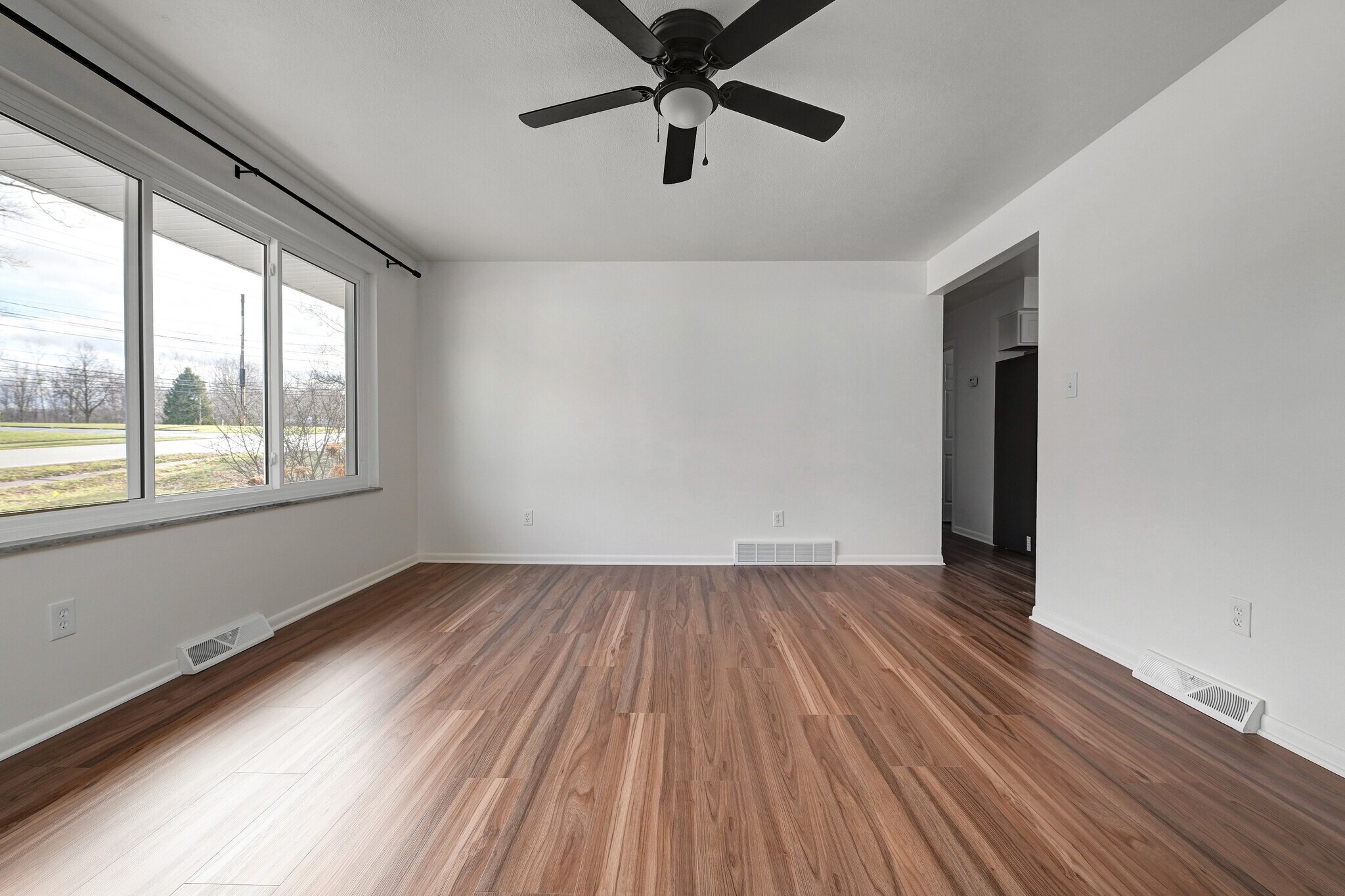 Building Photo - 2930 Northglen Dr