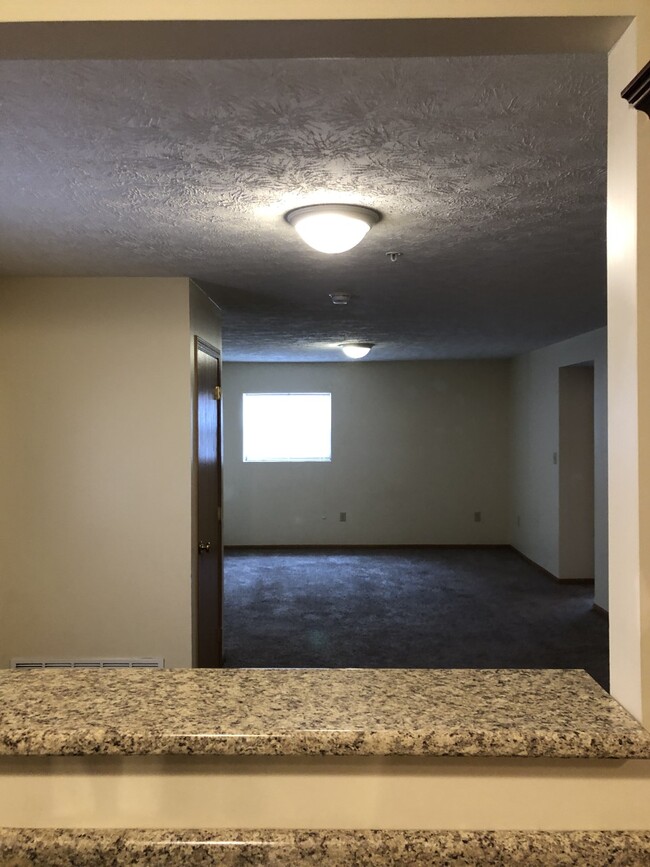Building Photo - 541 Boggs Ave