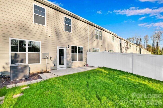 Building Photo - 4120 Steel Wy