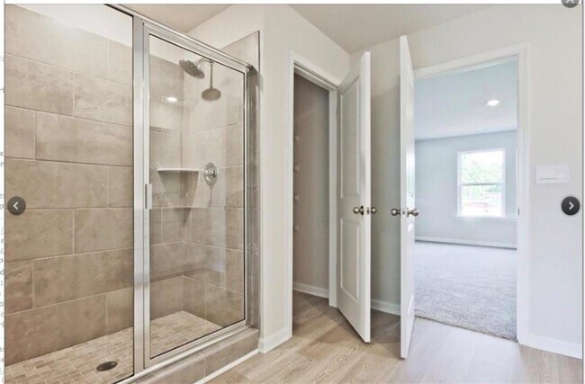 Building Photo - 1208 High Fls Ln