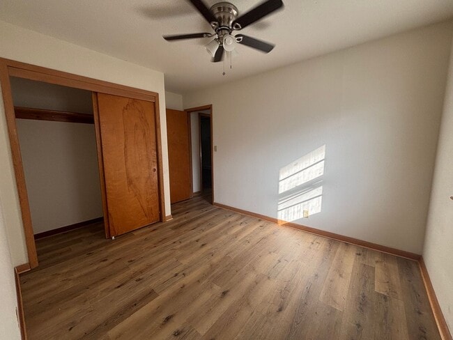 Building Photo - 4408 Vesta Dr