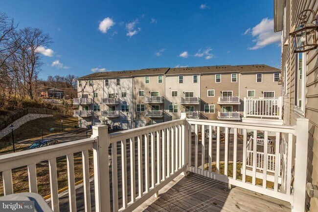 Building Photo - 14755 Malloy Ct