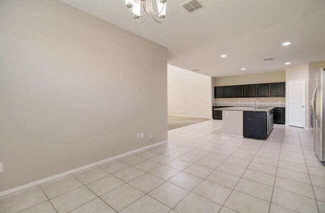 Building Photo - 42098 W Balsa Dr