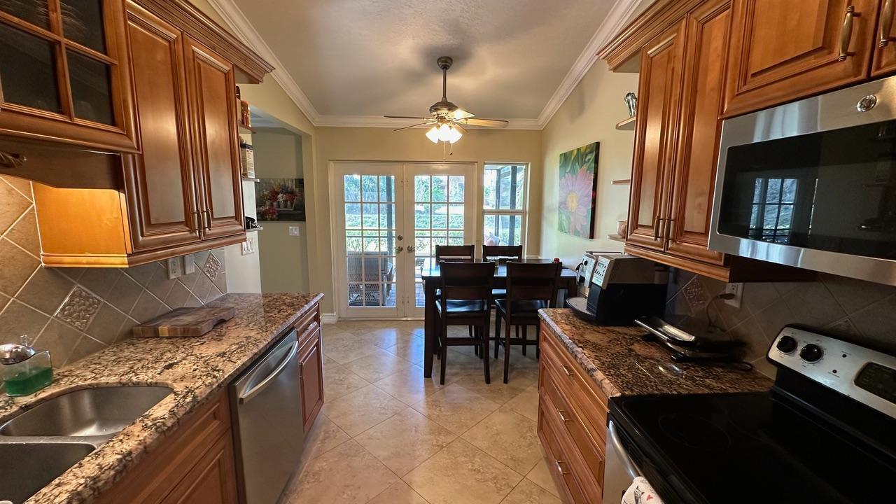 Building Photo - 6594 Casabella Ln