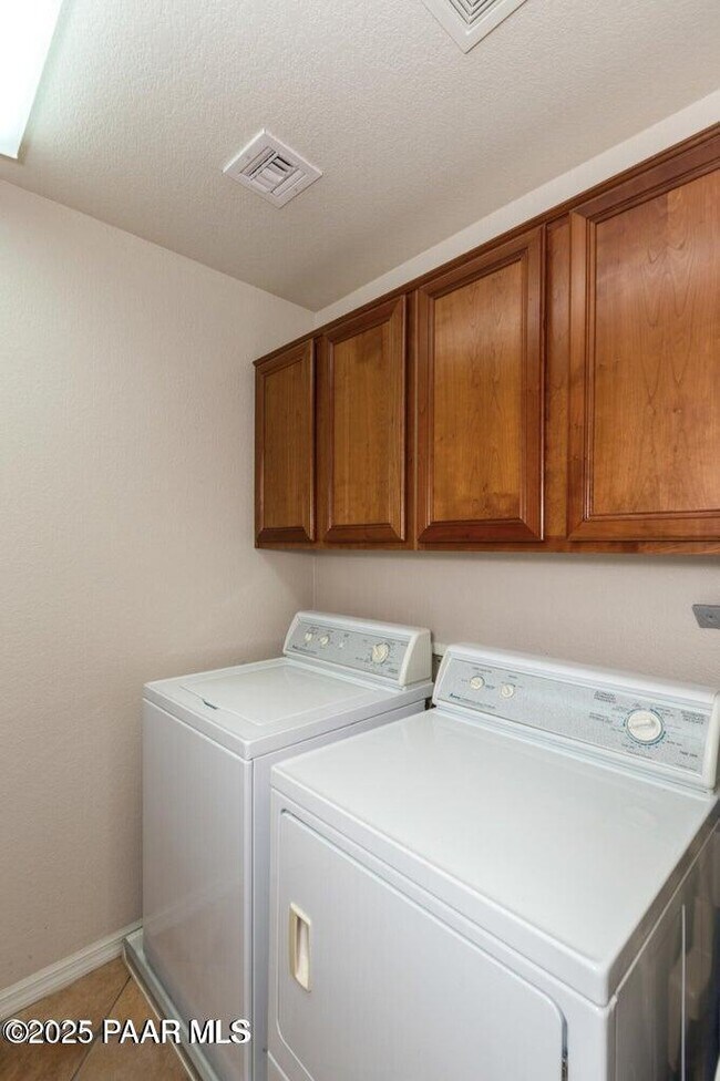 Building Photo - 1716 Alpine Meadows Ln