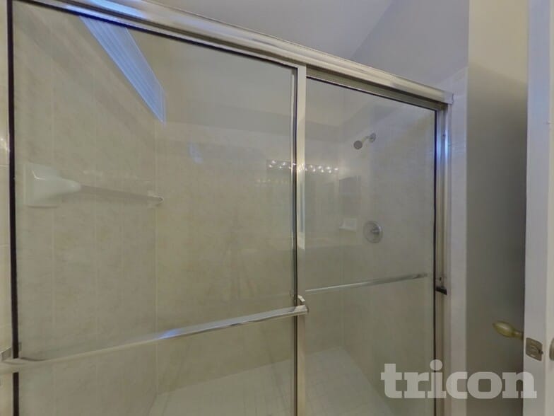 Building Photo - 6421 Fox Grape Ln