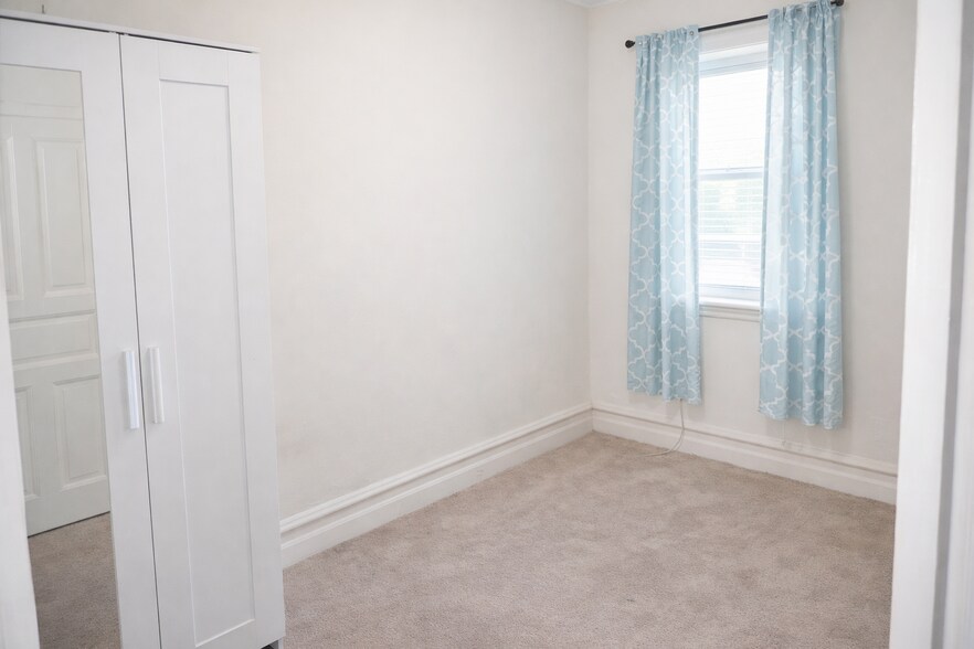 Secondary Bedroom - 931 Edgley St