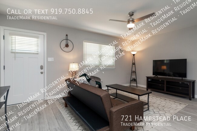 Building Photo - 721 Hampstead Pl