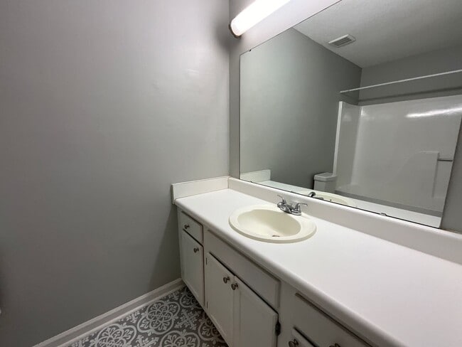 Building Photo - Poplar Grove! Northwest Schools - Updated ...