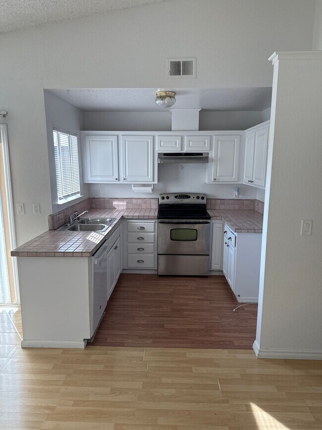 Building Photo - Affordable living