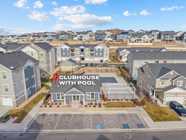 Building Photo - Beautiful home for rent in Saratoga Springs!