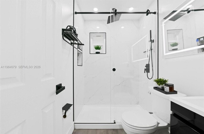 Building Photo - 5721 SW 38th Ct