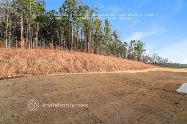 Building Photo - 72 Katherine St