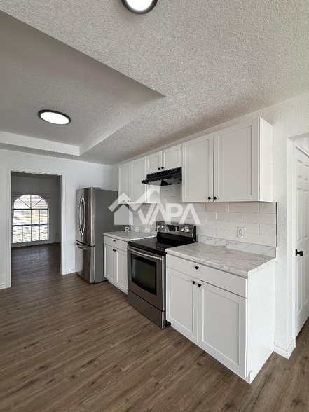 Building Photo - 194 High Oak