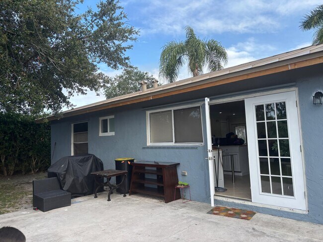 Building Photo - 14799 SW 71st Ln