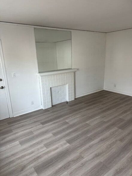 Building Photo - 101 S Cordova St