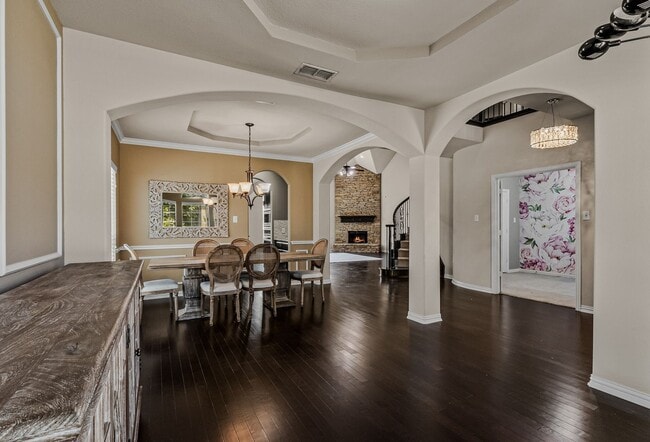 Building Photo - 14020 Sparrow Hill Dr