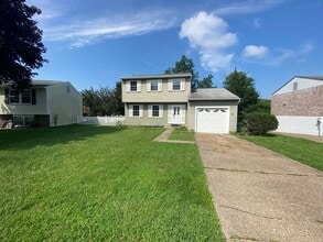 Building Photo - Home for Lease