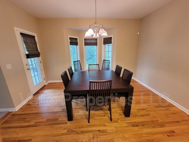 Building Photo - 16 Secretariat Ln