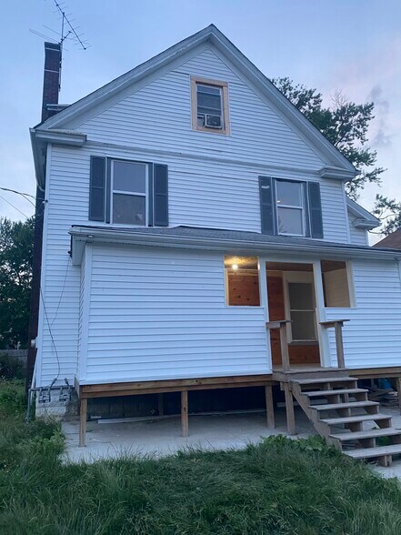 Building Photo - 848 Lovett Pl