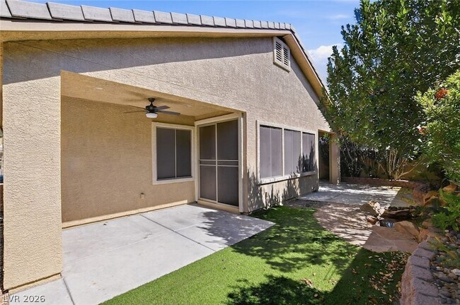 Building Photo - 8117 Slate Falls St