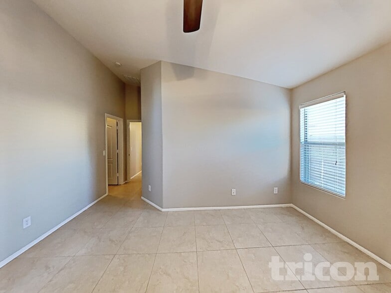 Building Photo - 41265 W Walker Wy