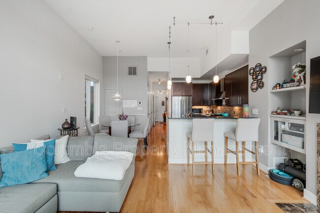 Building Photo - 1336 Belmont St NW