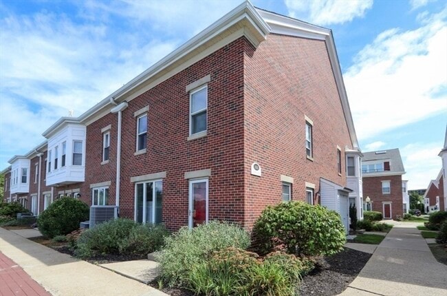 Building Photo - 166 Quincy Shore Dr