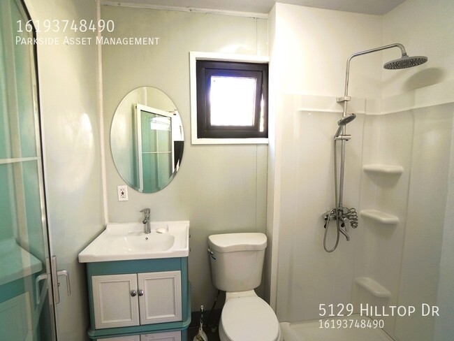 Building Photo - 5129 Hilltop Dr