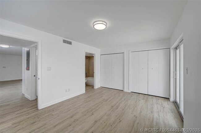 Building Photo - 363 Tuscany Ln
