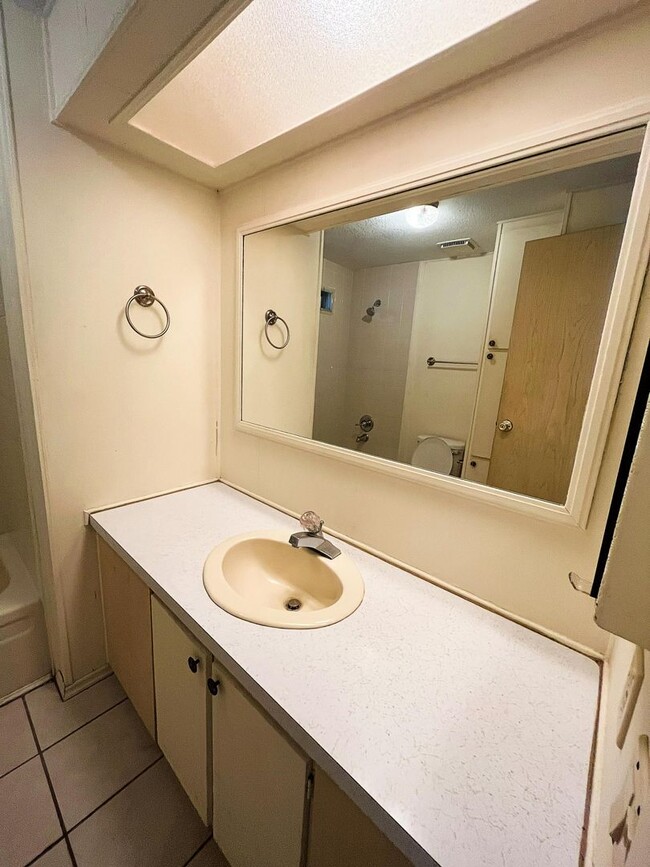 Building Photo - Delightful 2 Bedroom, 2 Bathroom Mobile Ho...