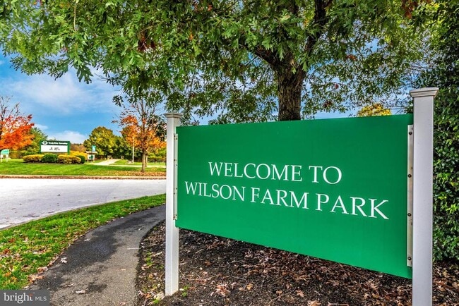 Building Photo - 703 Mountainview Dr