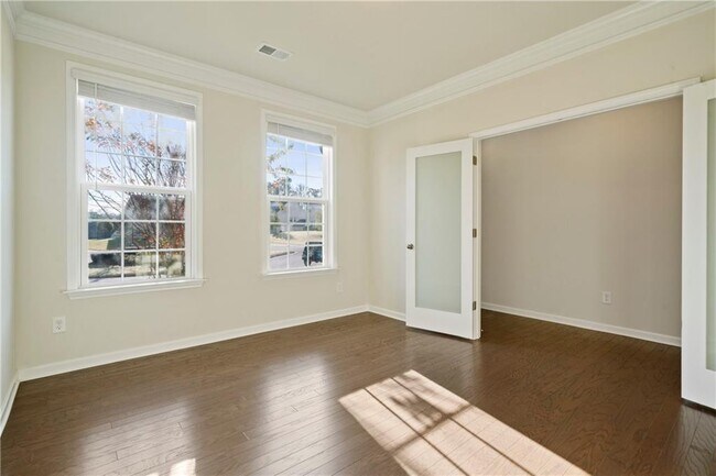 Building Photo - 4425 Hager Ct