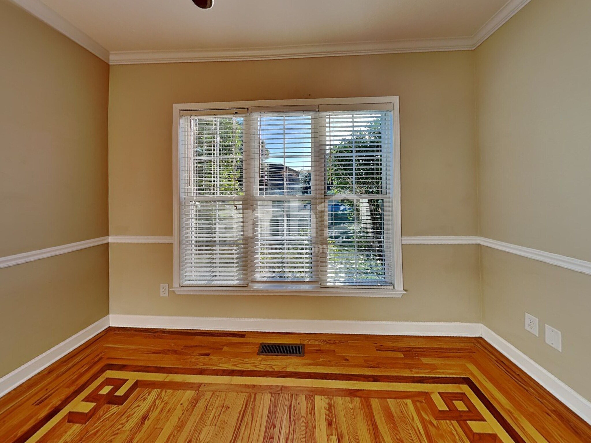 Building Photo - 111 Wynlands Dr