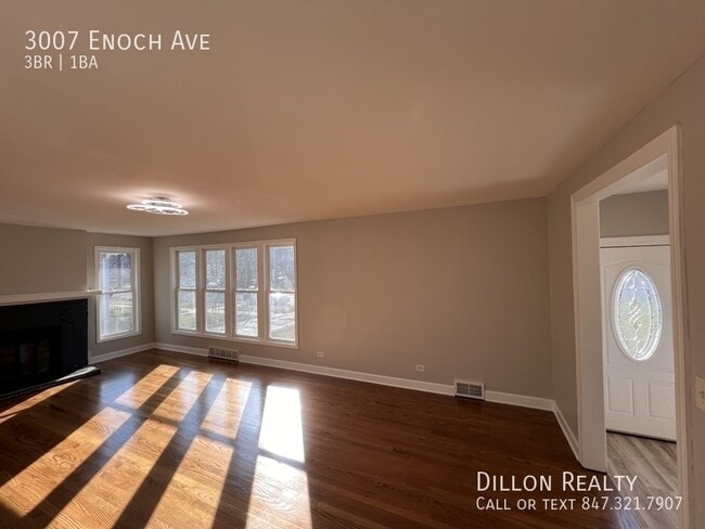 Building Photo - 3007 Enoch Ave