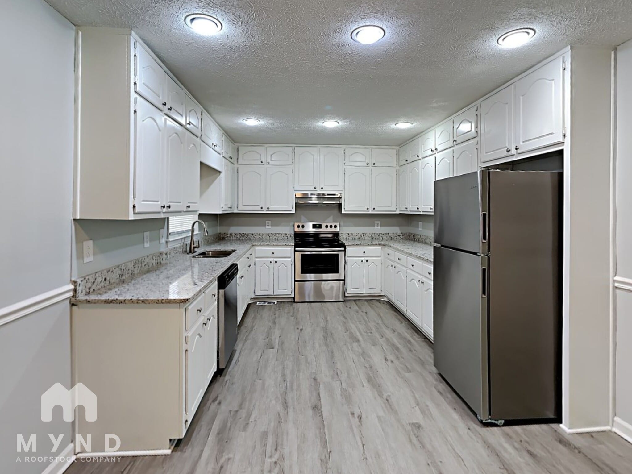 Building Photo - 100 Clifton Dr