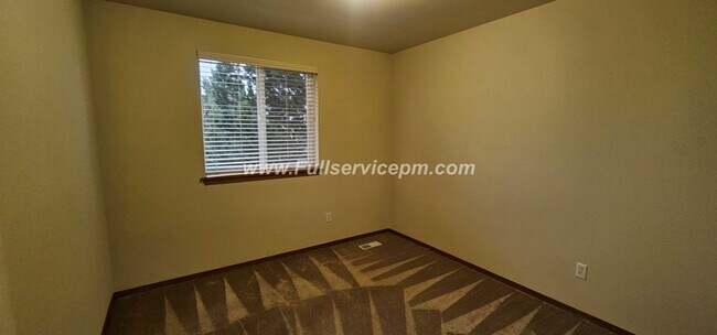 Building Photo - Beautifully Updated home in Covington WA