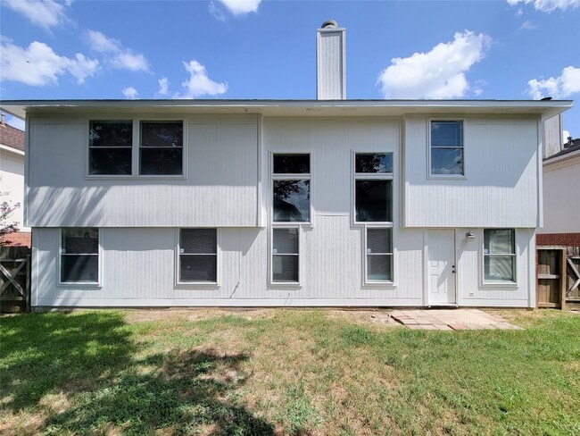 Building Photo - 19726 Lindenfield Ct